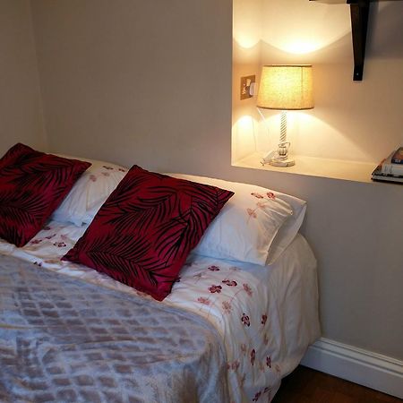 Hammersmith Apartment Brentford Eksteriør bilde