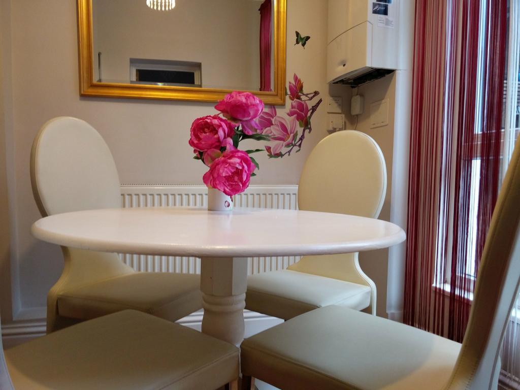 Hammersmith Apartment Brentford Eksteriør bilde